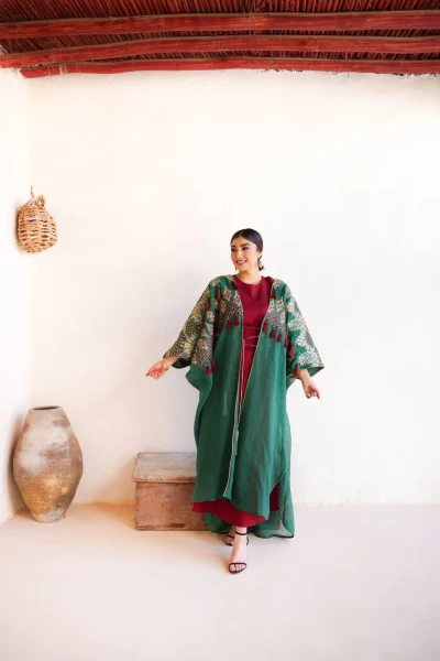 Green bisht with embroidery IB277